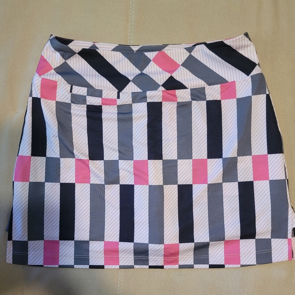 Golftini Squared 15" Squared- Up Tech Skort Size Small